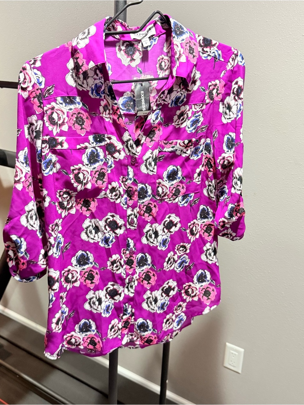 Express Floral Button-Down Blouse — Bright Magenta Multi - NWT - Size S